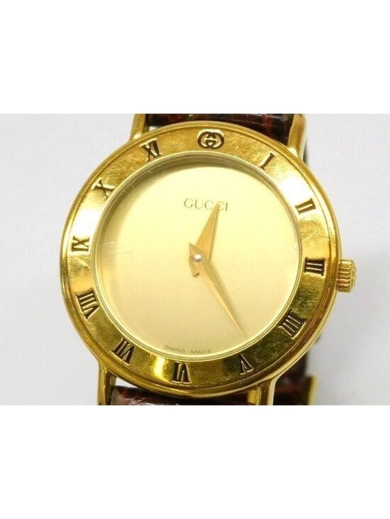 Gucci Antique Watch Leather Gold